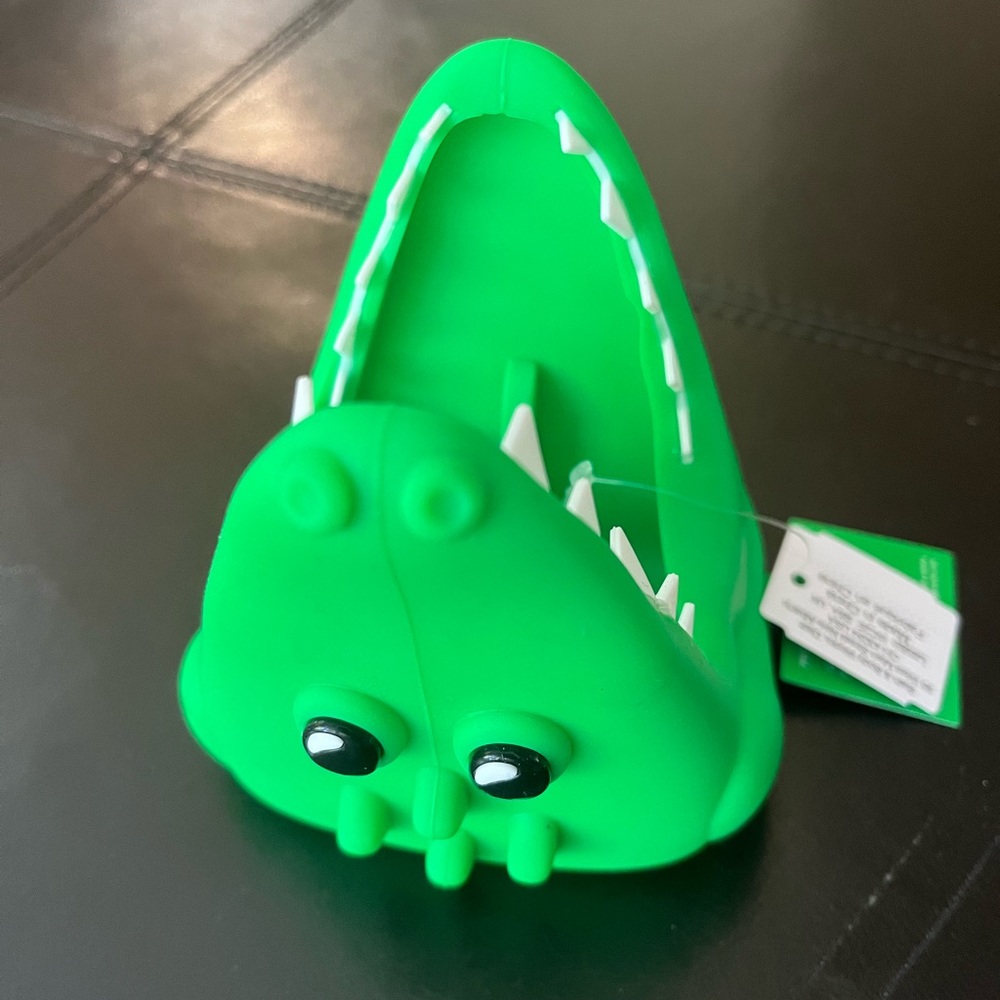 NWT Bath and Body Works light up soap holder w/timer